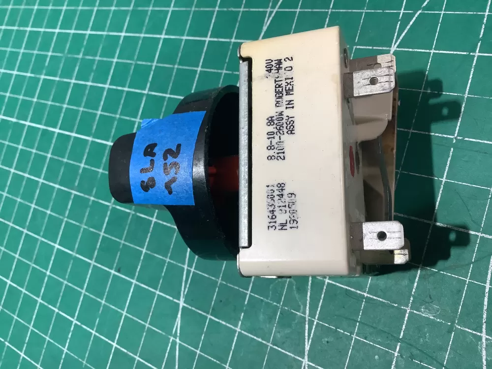 Frigidaire 316436001 316021501 Range Surface Element Switch AZ187742 | SL152