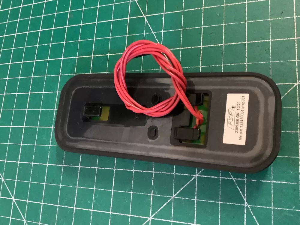 Whirlpool W101336 Refrigerator Ice Dispenser Actuator Pad AZ192157 | NR607