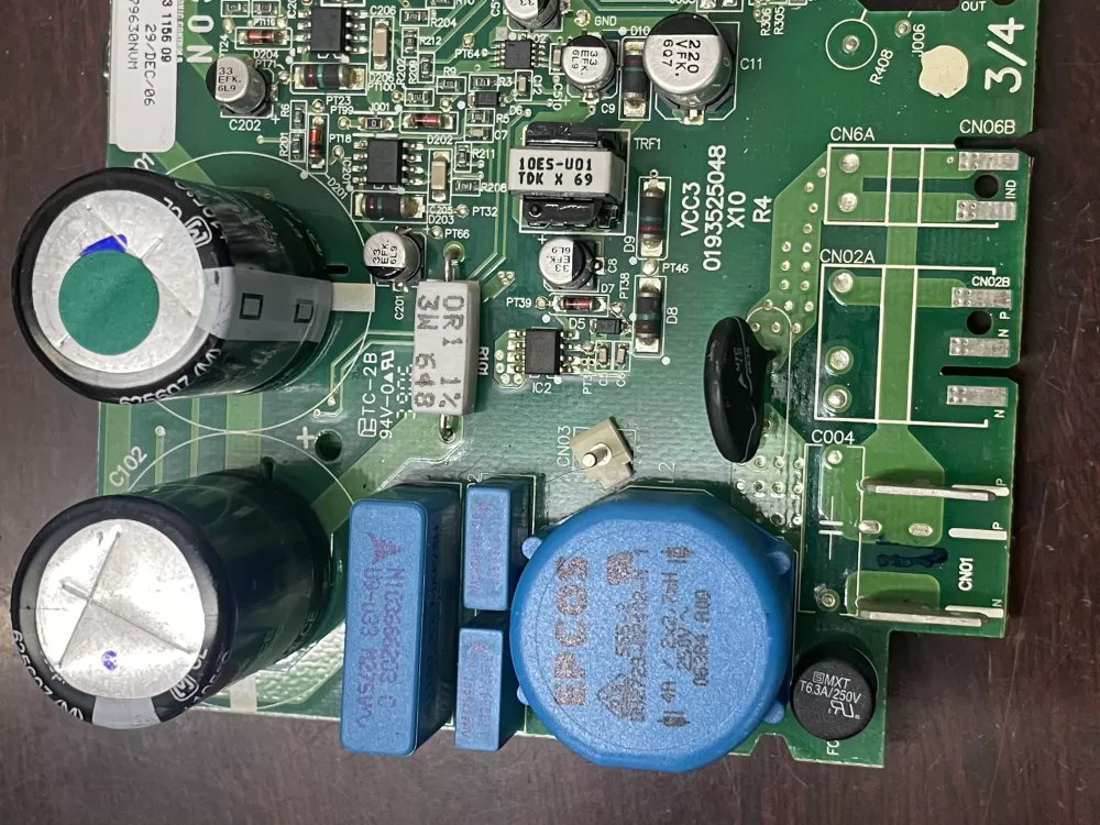 GE Refrigerator 219323010 Main Control Board AZ33860 | KM1689