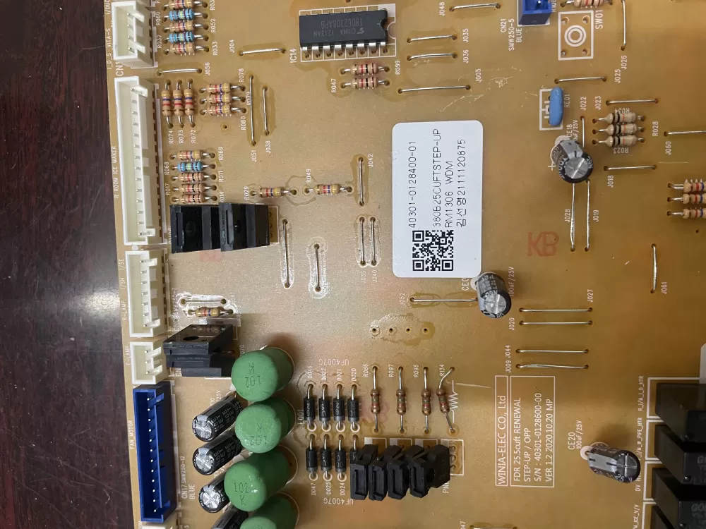 Kenmore 40301-0128600-00 Refrigerator Control Board AZ30728 | KM293