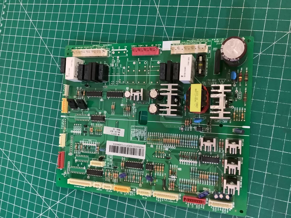 Samsung DA92-00163C Refrigerator Control Board AZ207390 | NRV914