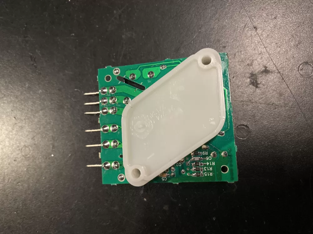 Whirlpool Maytag KitchenAid Refrigerator Control Board Defrost AZ28011 | BK280