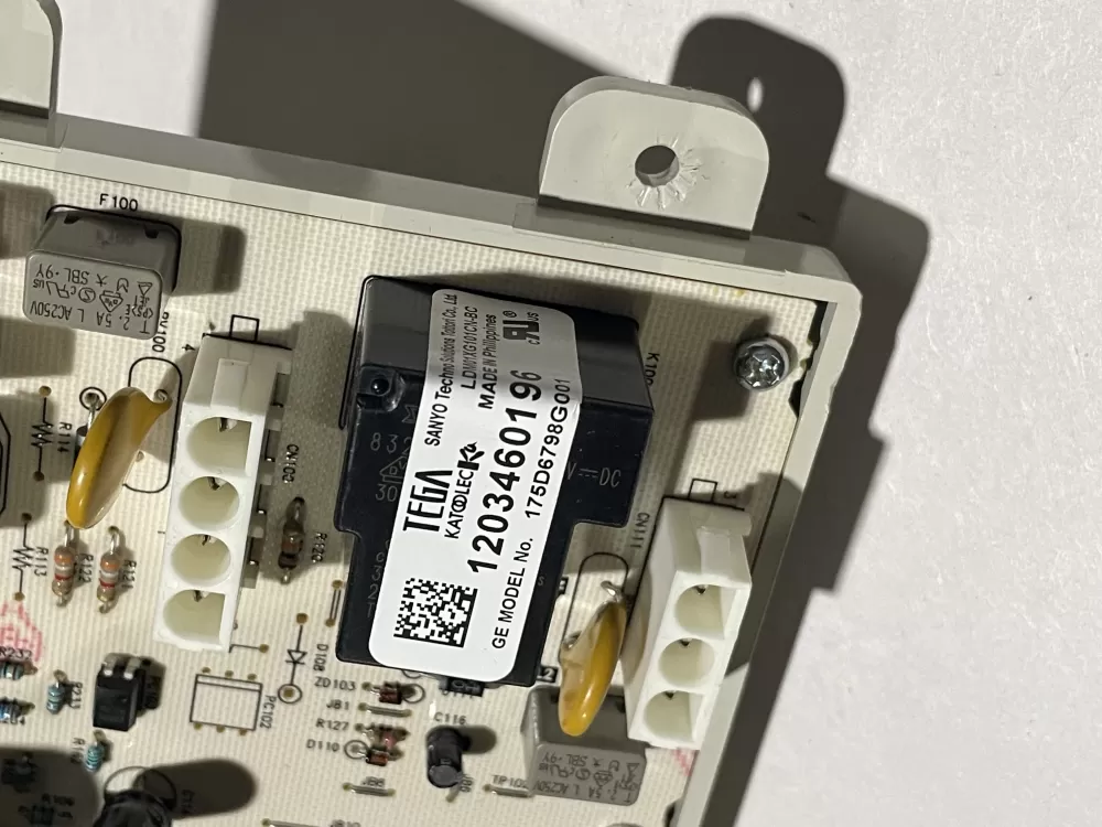 GE 175D6798G001 WE04M10011 Dryer Control Board AZ147835 | KMV253