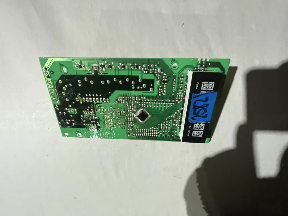 GE MD12001LB EMLAAGE-04-K 17170000008243 Microwave Control # AZ202097 | KM2582