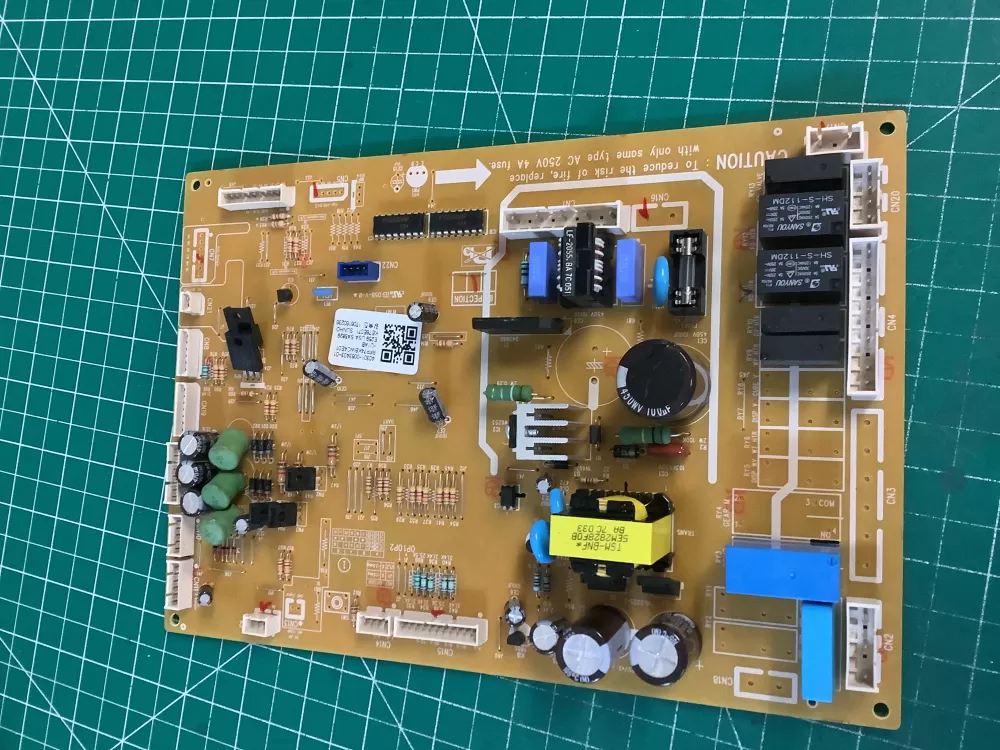 Kenmore 40301-0063403-01 Refrigerator Control Board AZ231779 | NR2134