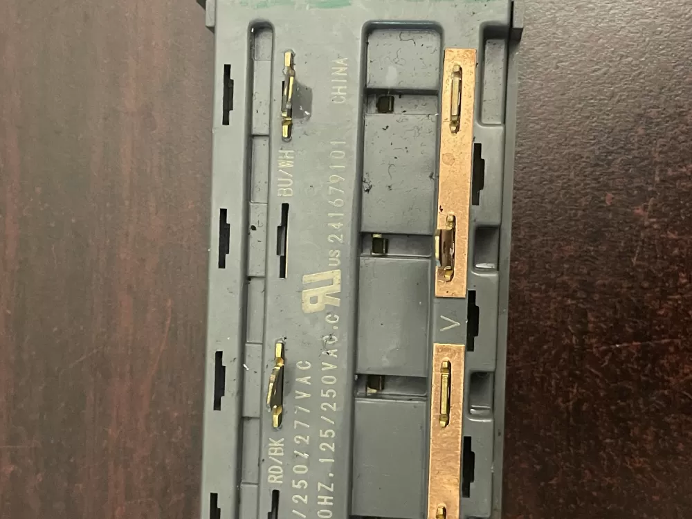 Frigidaire Kenmore Westinghouse Refrigerator Dispenser Switch AZ97202 | KM167