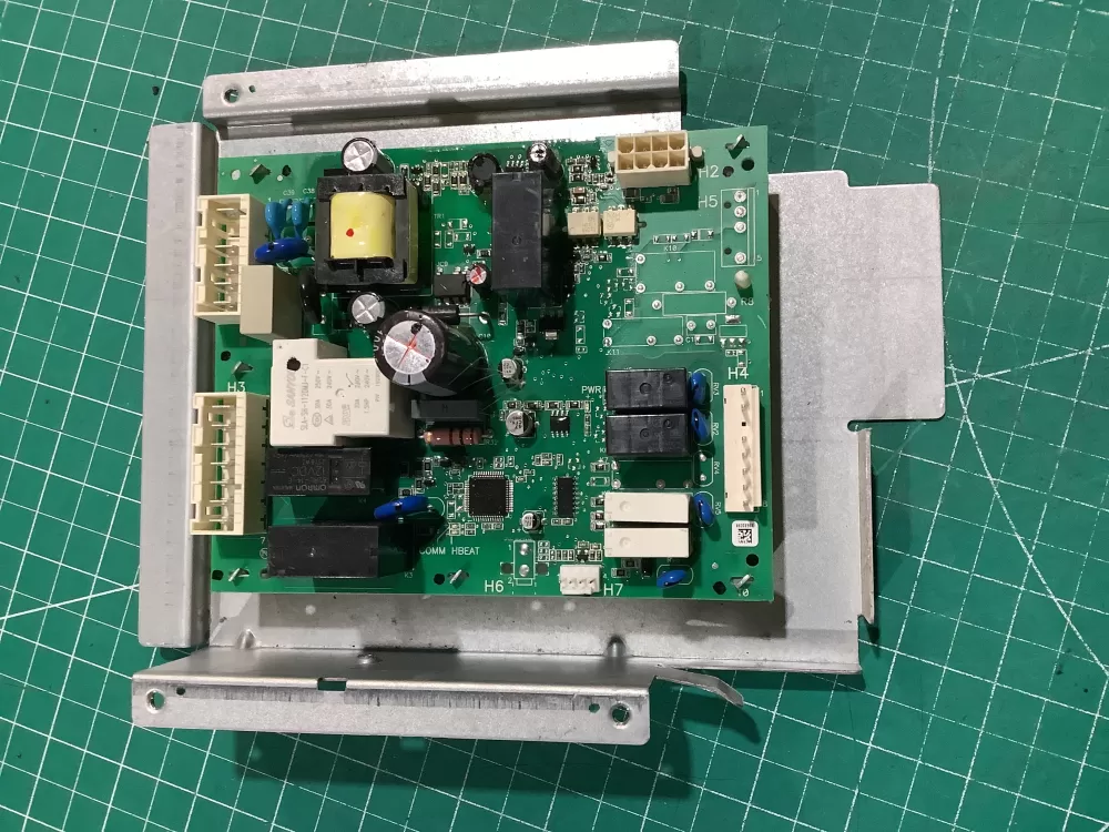 Speed Queen 204783 Washer Main Control Board Output Control AZ229106 | SLA11