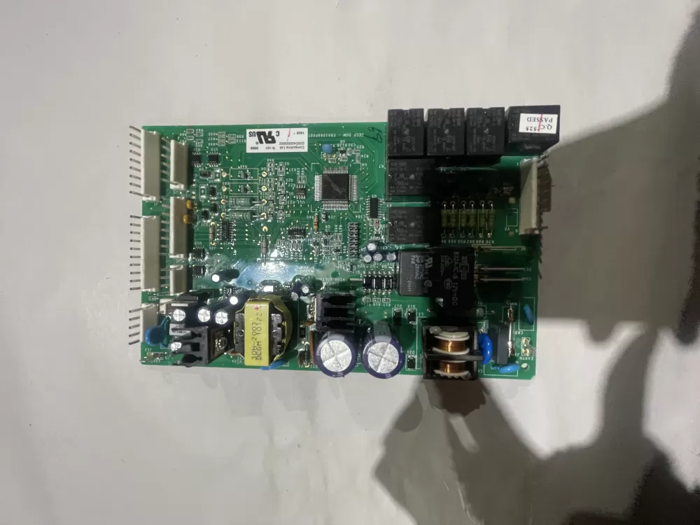 GE 225D4205G002 EBX1069P007 Refrigerator Control Board