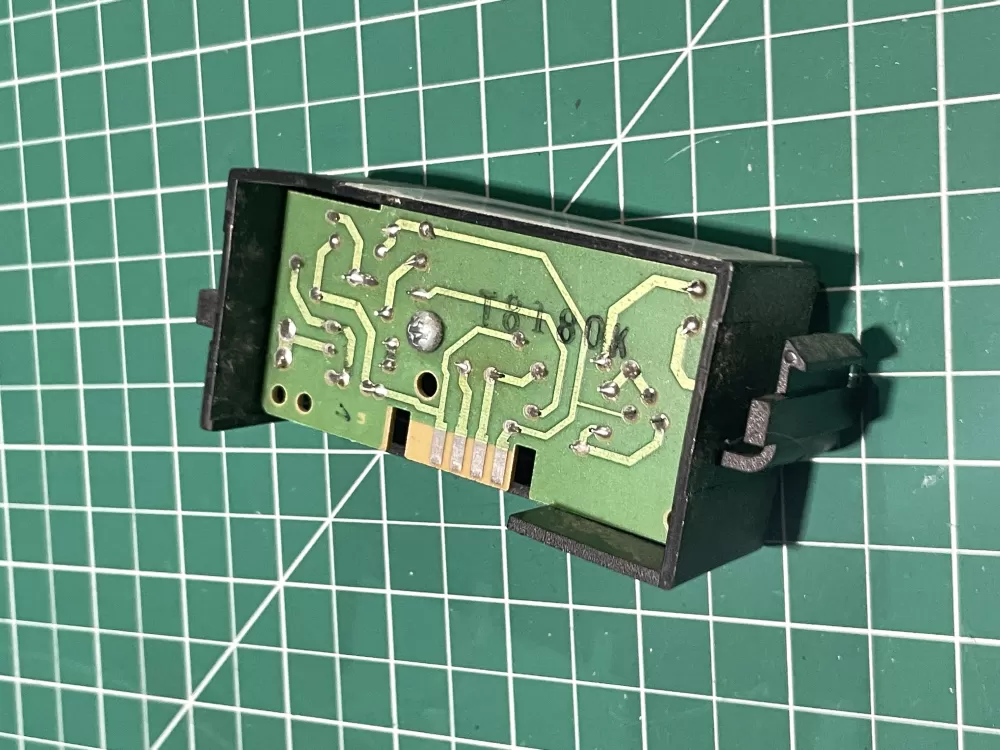 Maytag 6-3095940 Dryer Dryness Control Board