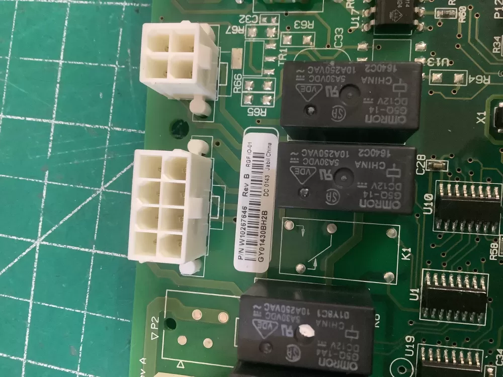 Whirlpool Maytag W10267646 Refrigerator Control Board AZ206659 | NR1122