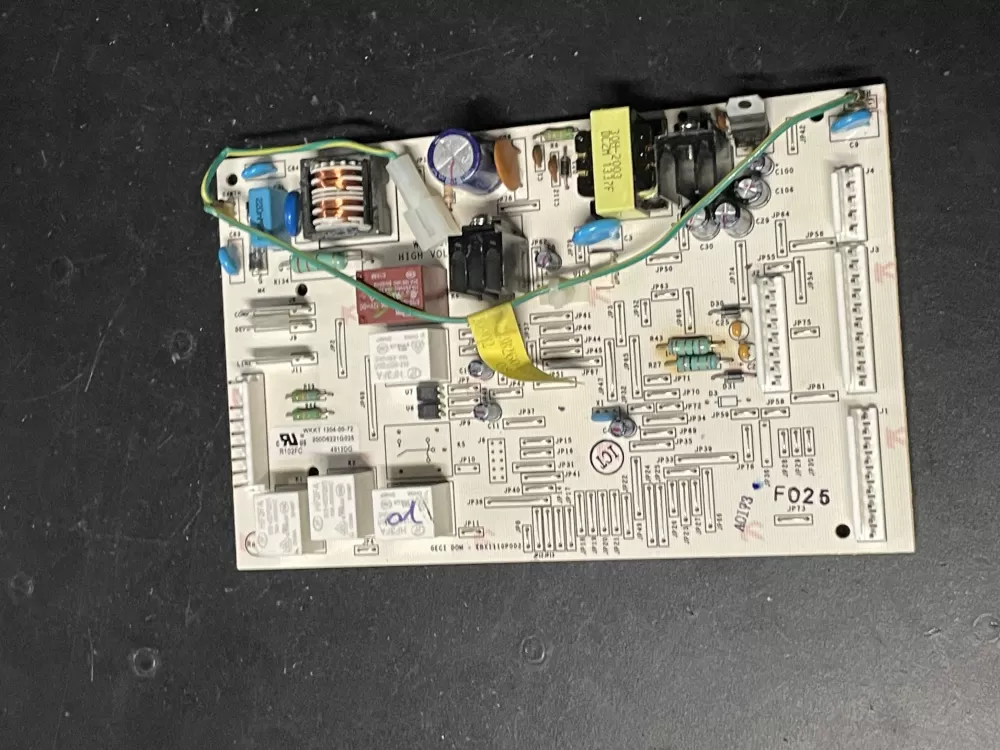 GE EBX1110P002 200D6221G025 WR55X11072 Refrigerator Control Board