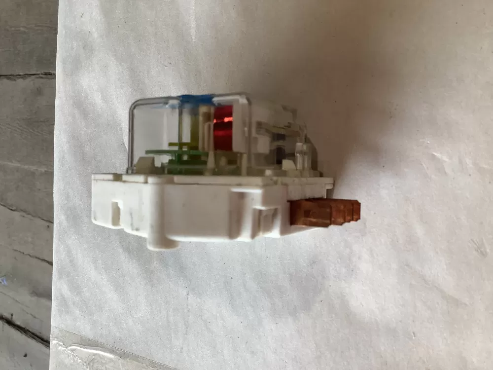 Frigidaire Kenmore AP2111929 12762 Refrigerator Defrost Timer AZ150932 | SL236