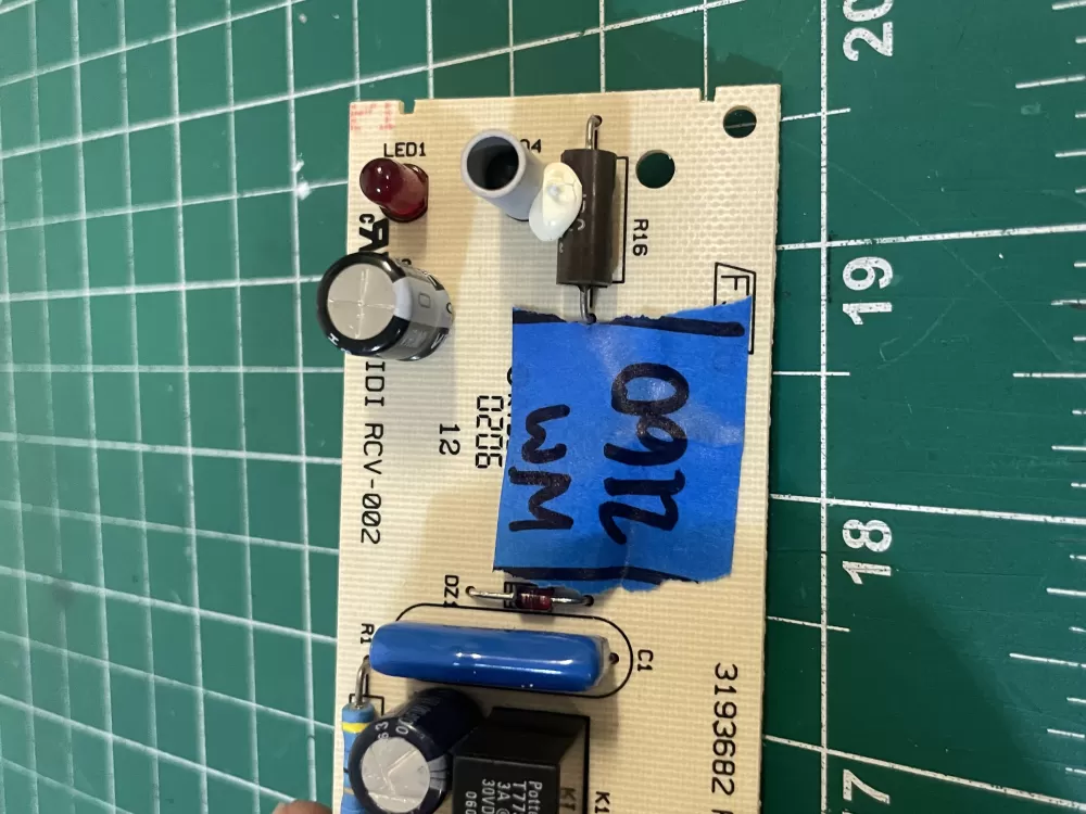 Whirlpool W10757851 4389102 Refrigerator Ice Control Board AZ200819 | Wm2160