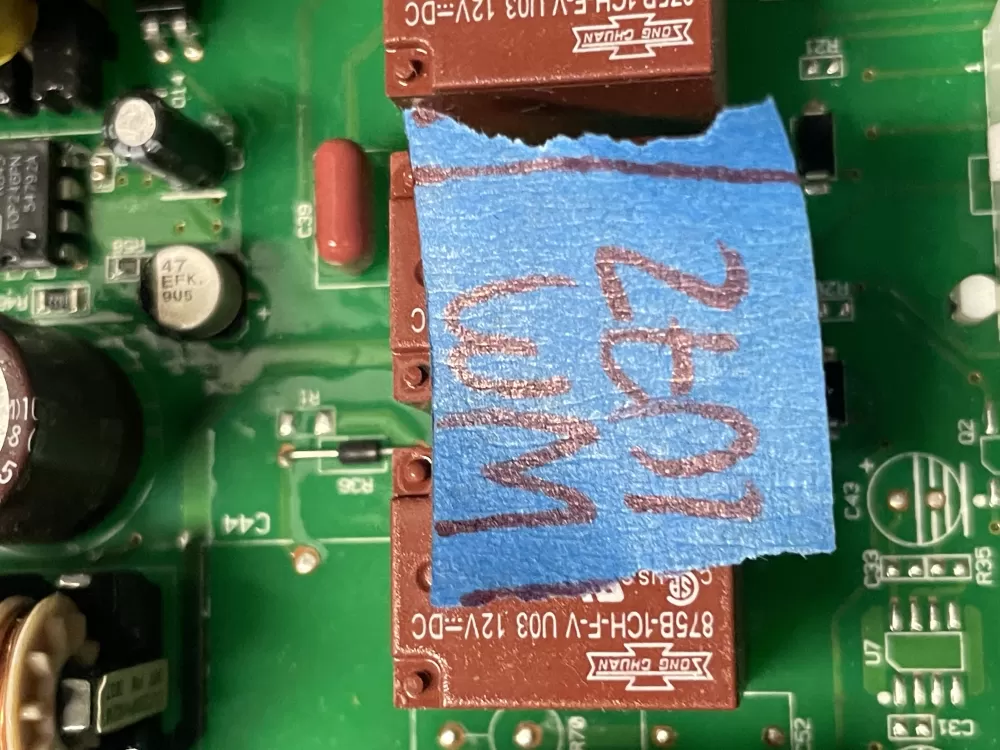 Whirlpool Maytag W10259855 W10156840 Refrigerator Control Board AZ20149 | WM1072