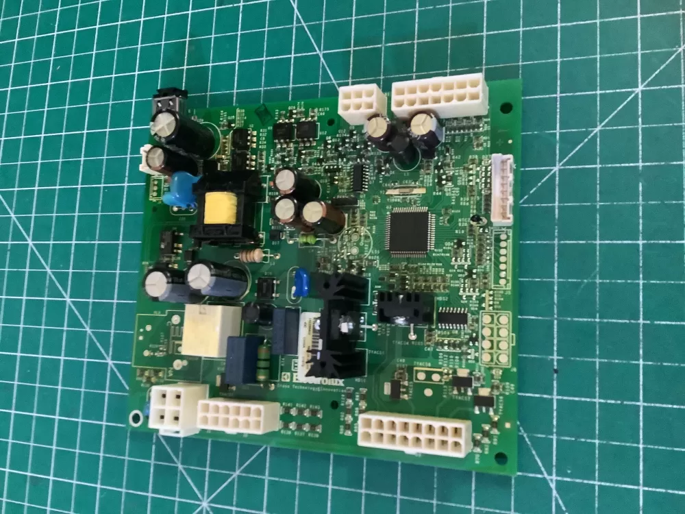 Frigidiare 242268902 Refrigerator Main Control Board AZ188088 | NR1942