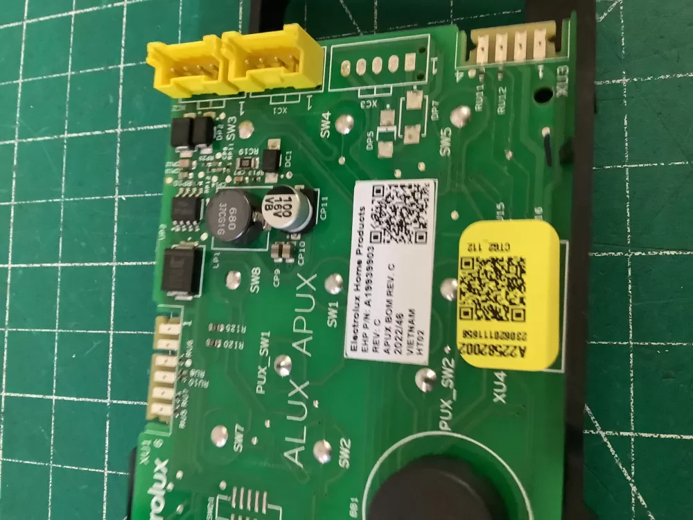 Frigidaire A19939903 Oven Control Board AZ205925 | NR583