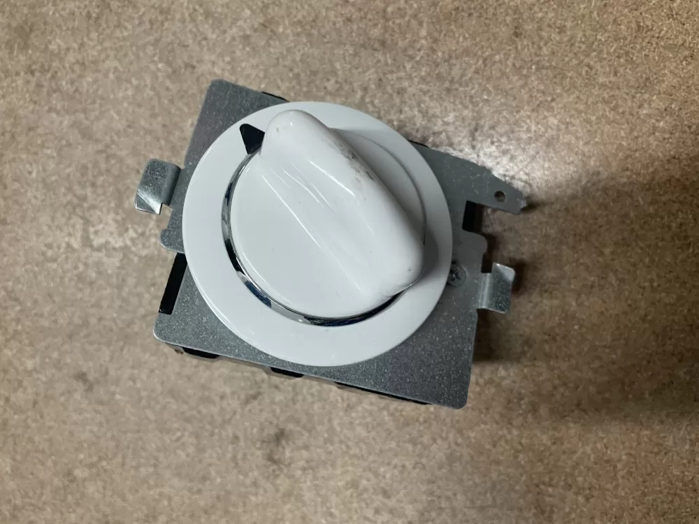 Hotpoint GE 212D1233P010 WE4M362 Dryer Timer AZ23694 | KM1500