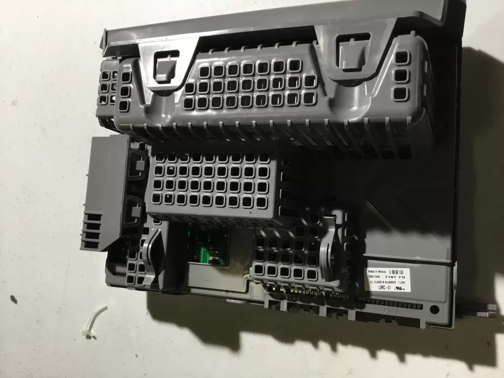 Whirlpool W10750562 W10864047 W10885568 W10888194 W10899762 W10902312 W10908745 W10920559 W11092672 W11195081 W11201274 PS12349094 Washer Control Board