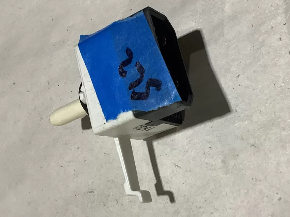 Whirlpool W10563094 Dryer Switch AZ113431 | Sl2