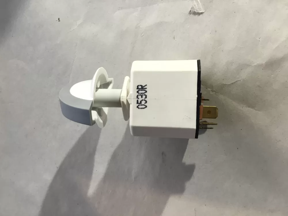 Admiral  Amana  Crosley  Estate  Inglis  Kenmore  Magic Chef  Maytag  Roper  Whirlpool 3398095 WP3398095  AP6008358  3398095  527427  PS11741493 Dryer Crosley Inglis Start Switch