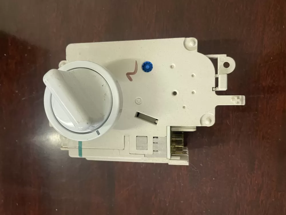 Frigidaire  GE  Kenmore 131758600B Washer Timer
