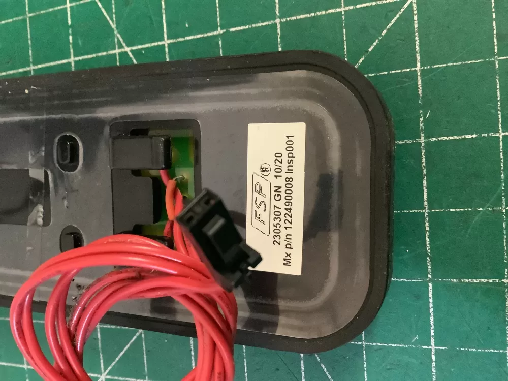 Whirlpool W101336 Refrigerator Ice Dispenser Actuator Pad AZ192157 | NR607