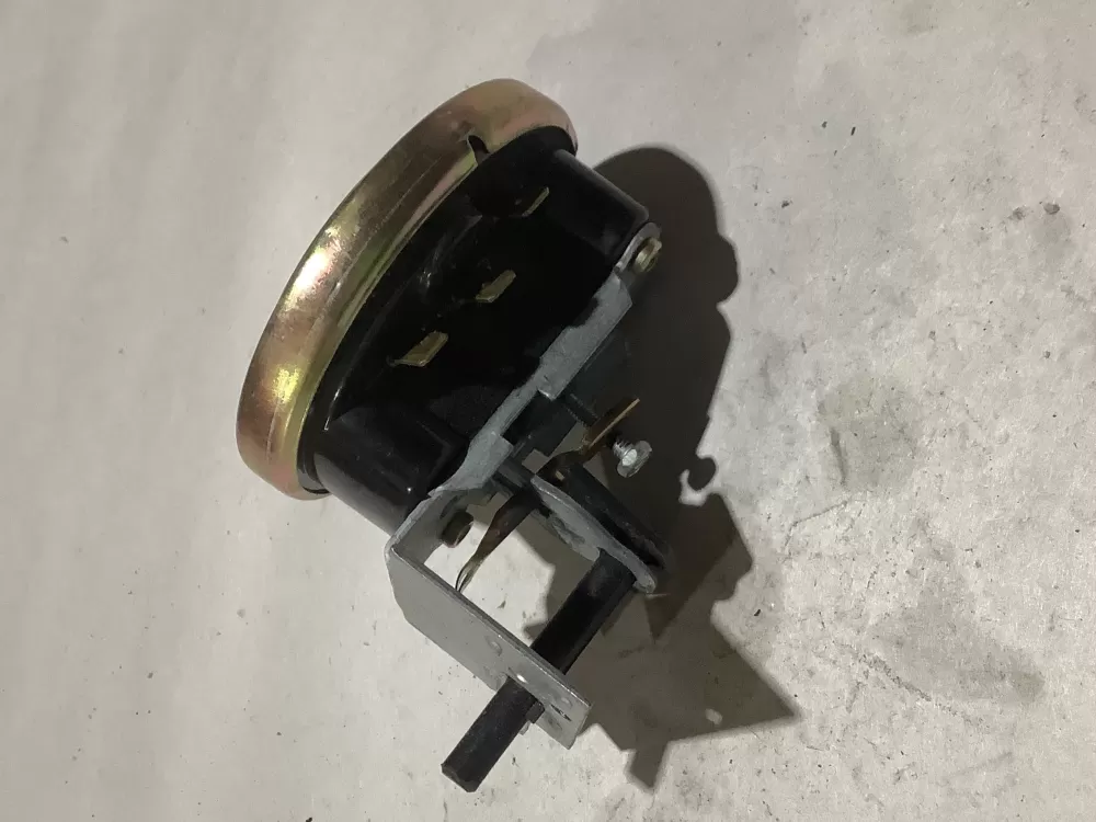 Westinghouse 134680100 Washer Gibson White Pressure Switch AZ114796 | Sl29