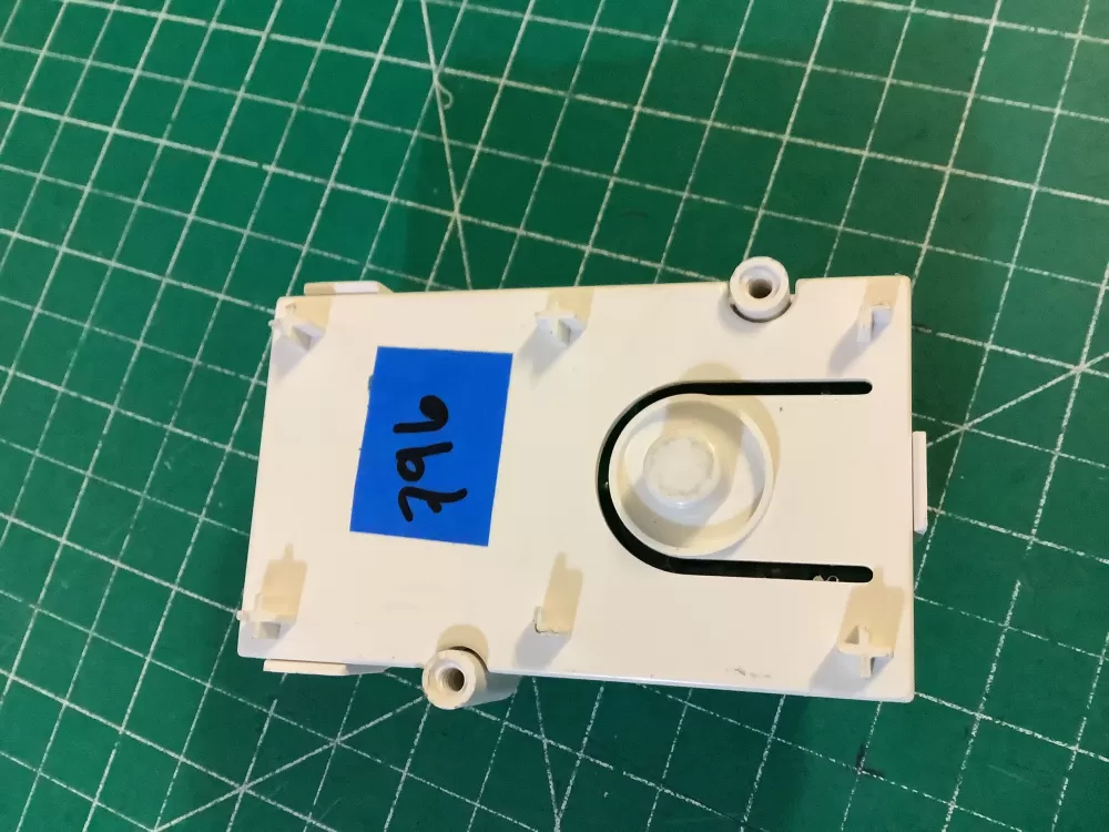 GE REFRIGERATOR DEFROST TIMER PART # WR09X28646 AZ209061 | NR796