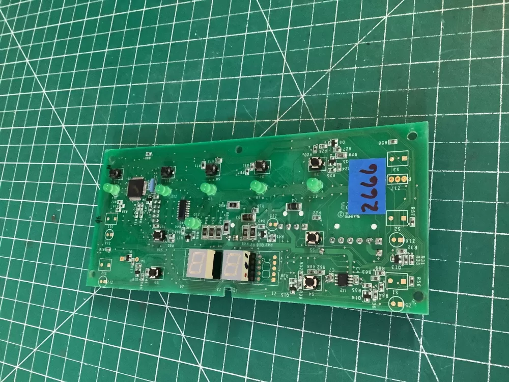 GE Hotpoint 200D7355G006 Refrigerator Control Board Dispenser AZ178789 | NR2666