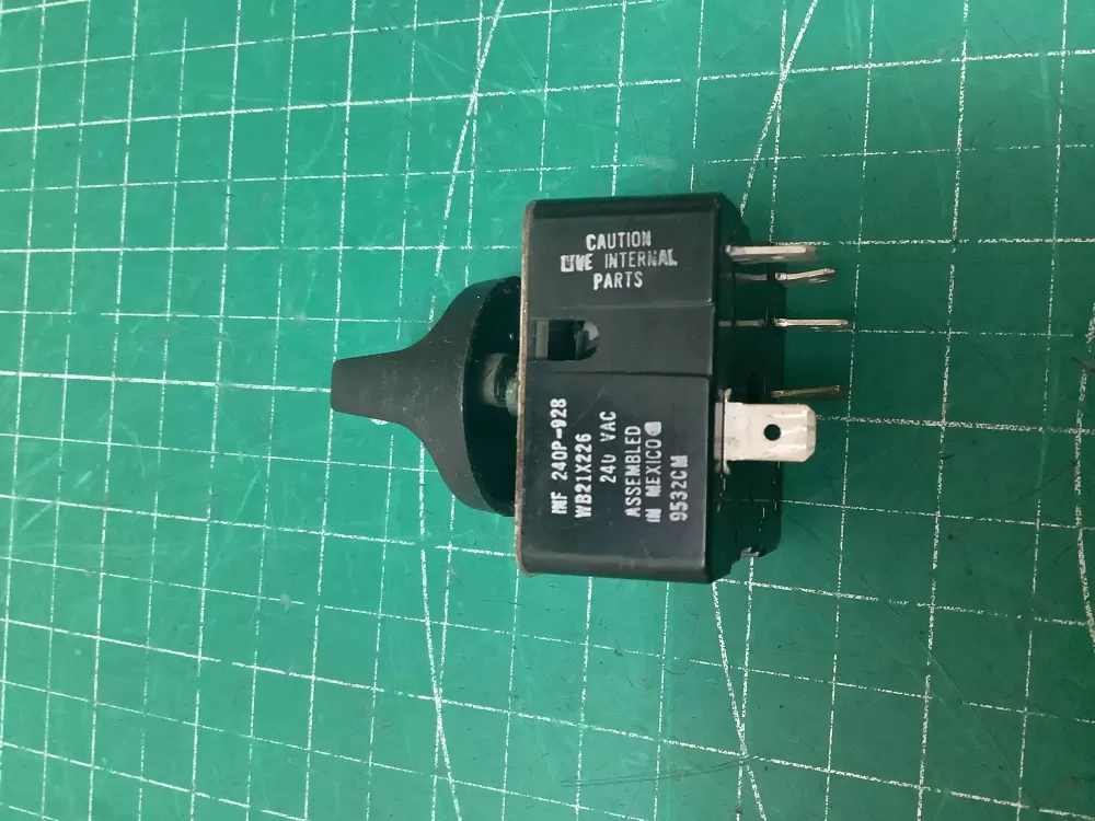 GE 301666 301667 301816 301817 301818 Range Switch AZ224695 | SLA117