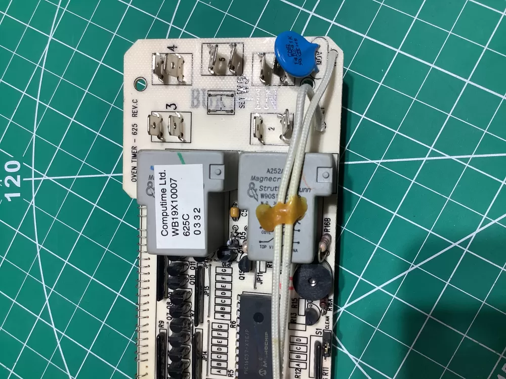 GE Electric Oven Clock Timer WB19X10007 AZ165176 | AR2545