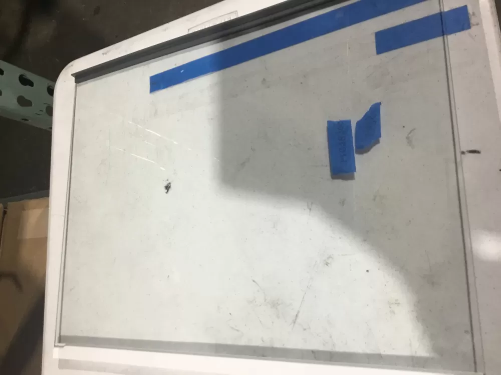 Bosch 686074  00686074 GLASS PANEL
