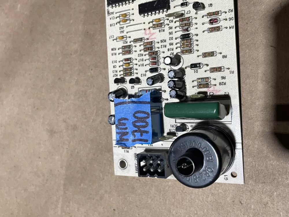 Carrier Lennox 1007-200 Ignition Module Control Board AZ73856 | Wm1700