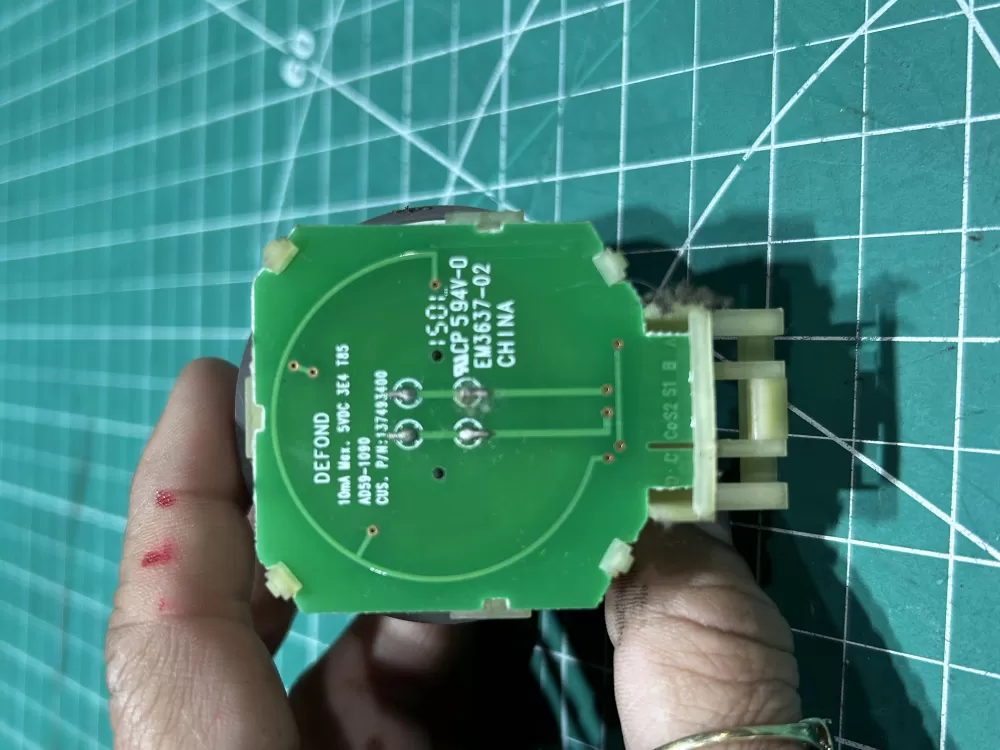 Frigidaire Kenmore 137493400 Washer Control Board Switch AZ169206 | Sl235