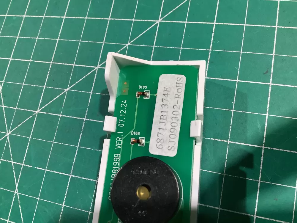 LG 6871JB1374E Refrigerator Control Board AZ148123 | NR2484
