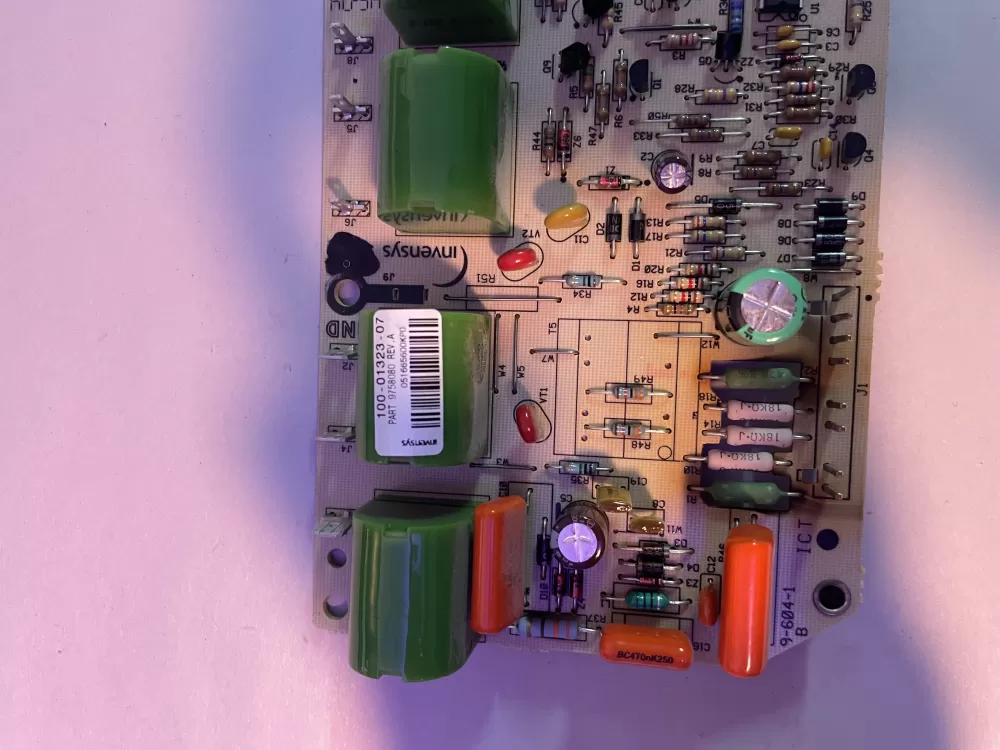 Whirlpool W10331686 100-1323-02 Range Oven Spark Module AZ195353 | KM2751