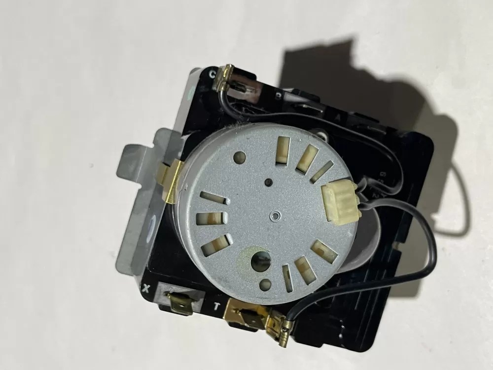 GE Whirlpool 572D520P028 Dryer Timer AZ138565 | Wm2216