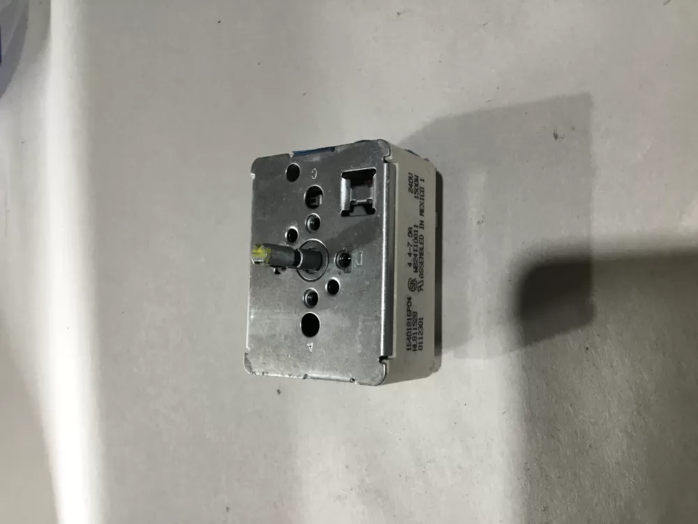 GE Kenmore WB24T10011 Range Switch Infinite AZ102258 | Sl110