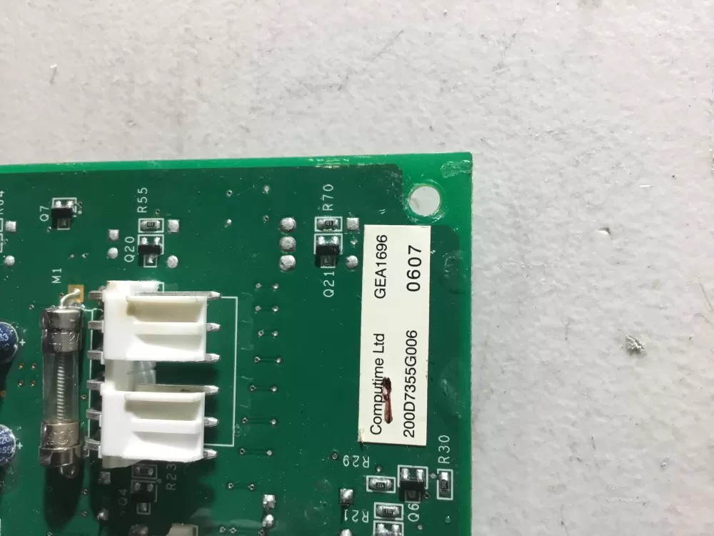 GE Hotpoint 200D7355G006 Refrigerator Control Board Dispenser AZ45722 | NR1774