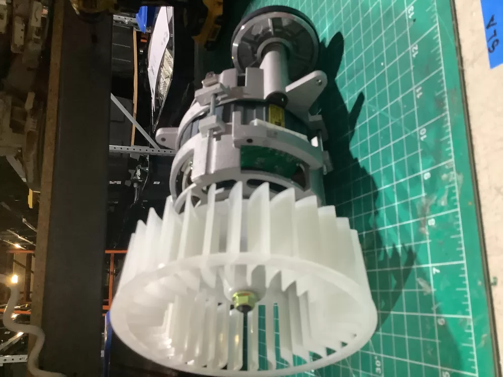 LG EAU62423301 Washer Motor AZ138333 | SL273