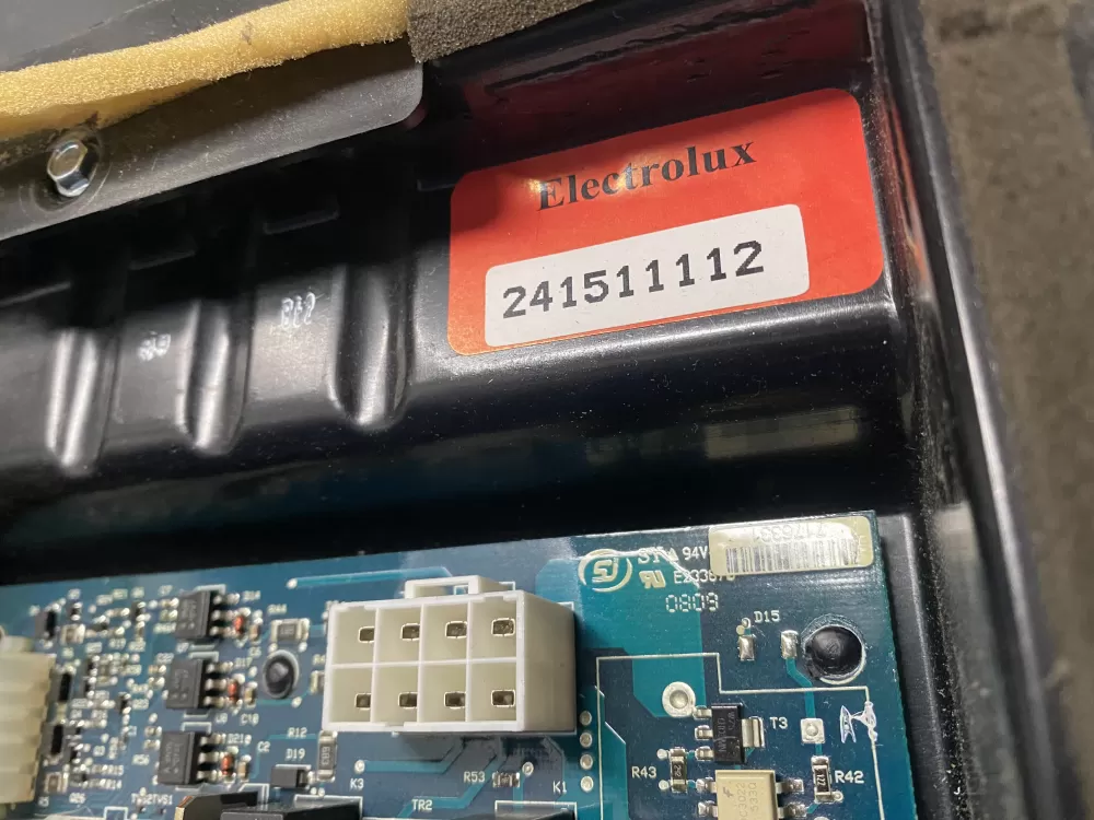 Frigidaire 241511112 Refrigerator Main Control Board AZ13303 | BKV132