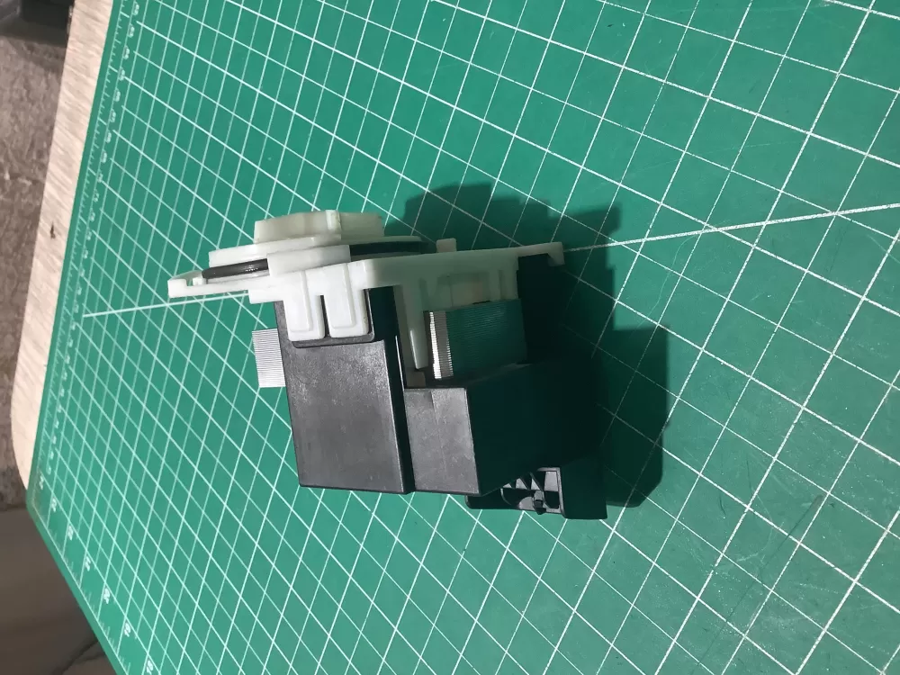 GE 265D3246P001 Dishwasher Pump Drain AZ188510 | SL166