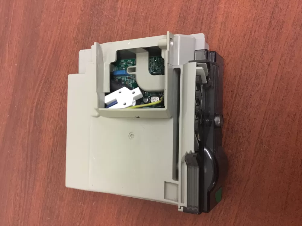 Whirlpool  Maytag  KitchenAid  Kenmore W10710090 W11087200 PS12070625 Refrigerator Control Board Inverter