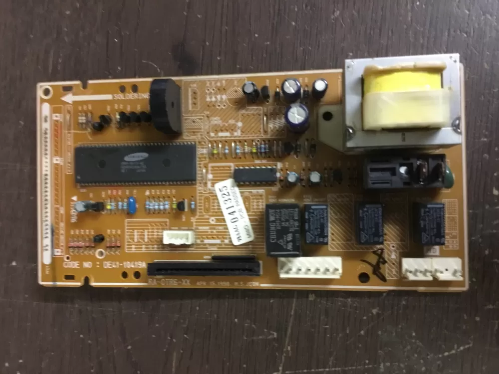 Frigidaire DE41 10419A Microwave Control Board AZ7105 | NR479