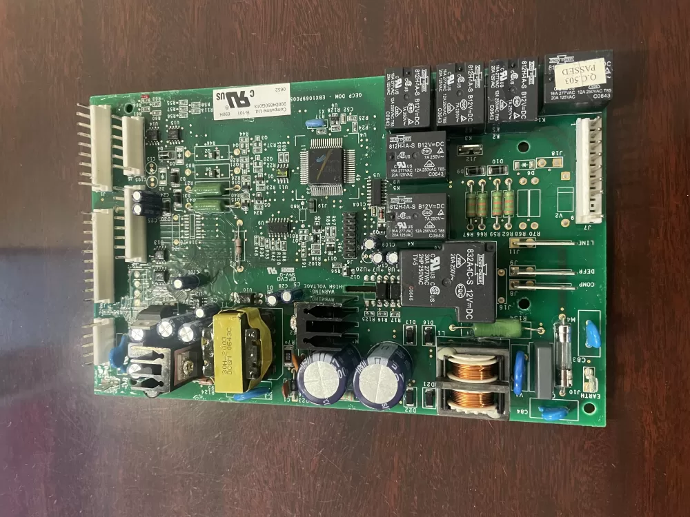 GE  Hotpoint 200D4850G013 EBX1069P005 Refrigerator Control Board