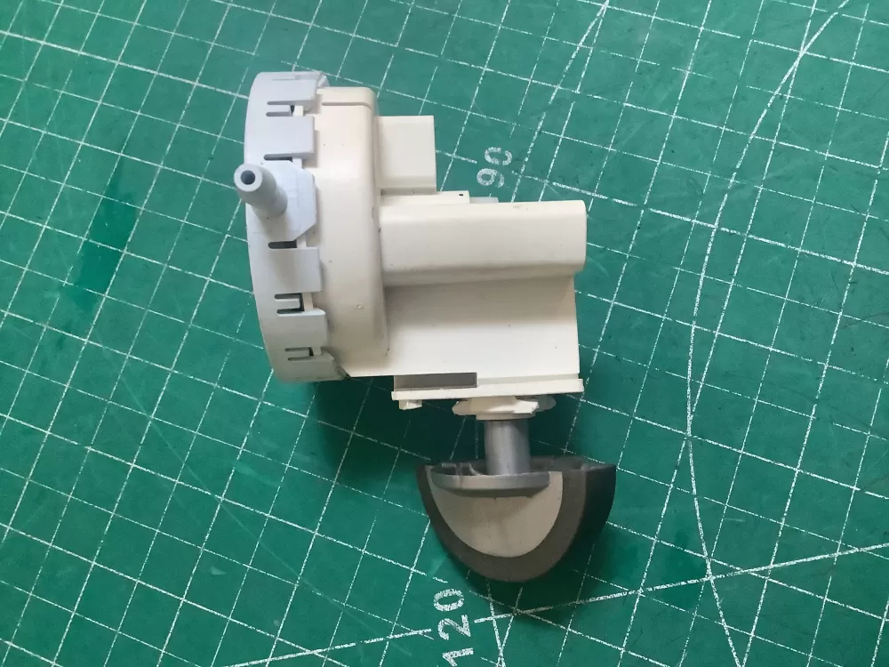 Kenmore AP6018167 Washer Water Level Pressure Switch AZ221249 | SLA70