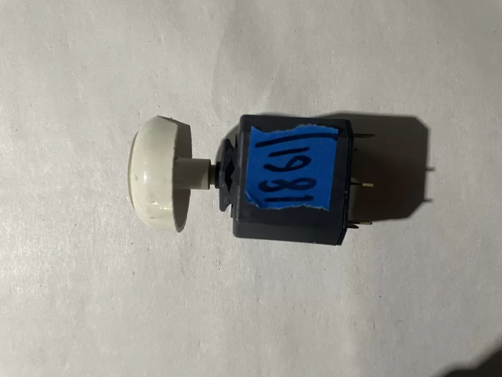 Maytag WP3404233 Dryer Crosley Inglis Start Switch AZ206211 | KM1861