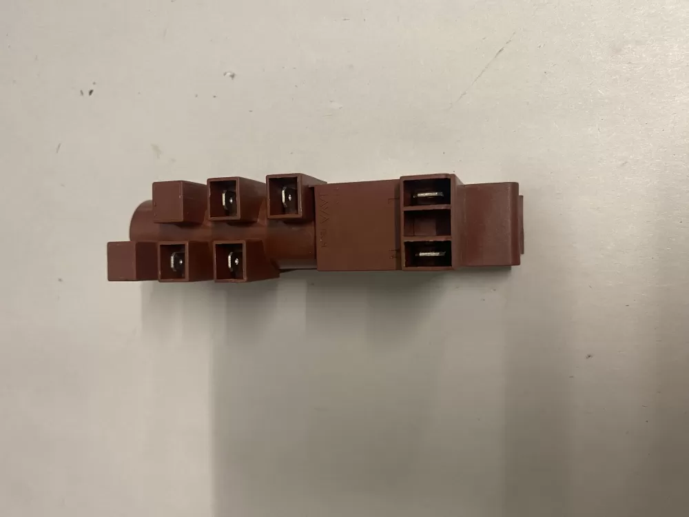 GE  Hotpoint WB13X24741  223C7461P002  AP5986240  4464418  PS11725181 Oven Spark Module