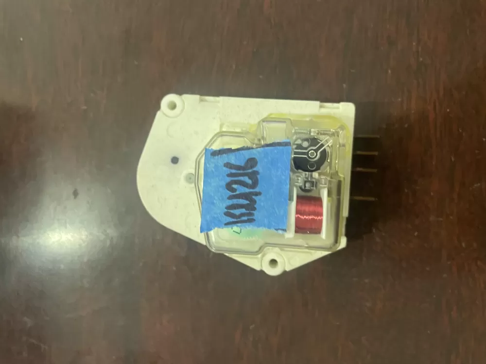 Frigidaire 215846602 241621501 Refrigerator Defrost Timer AZ32168 | KM216