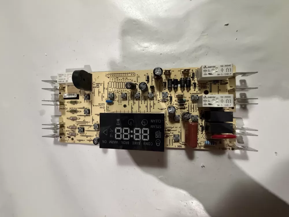 097-01625-31 Whirlpool Oven Board - Control